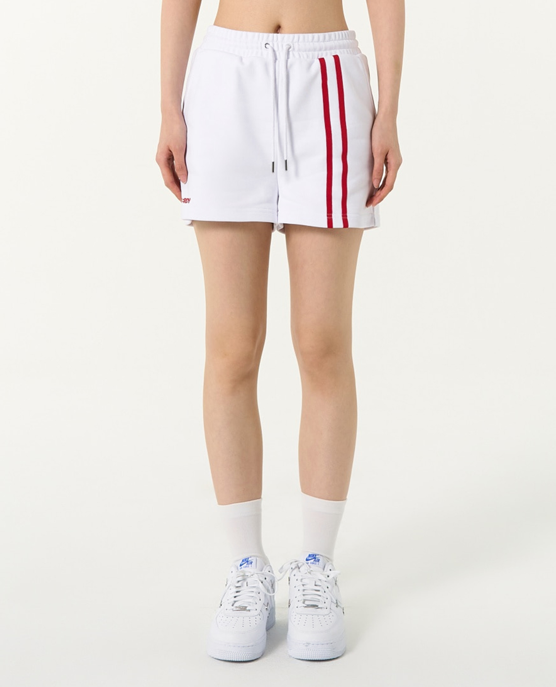 NERDY - Quần shorts ngắn nữ lưng thun Vertical Line
