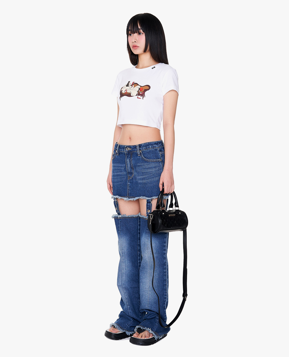 [ NERDY ]★韓国人気★MONOGRAM MINI CYLINDER BAG NERDY ]☆韓国人気☆MONOGRAM MINI CYLINDER BAG (NERDY