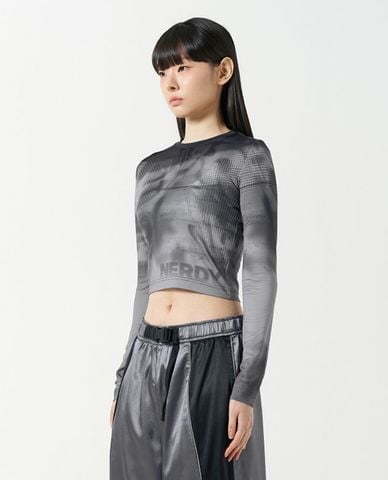  NERDY - Áo croptop nữ cổ tròn tay dài Fog 