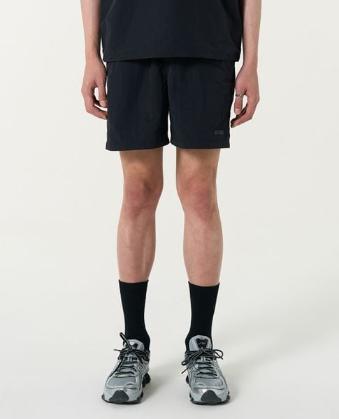  NERDY - Quần shorts unisex ống rộng lưng thun Woven Basic Half 