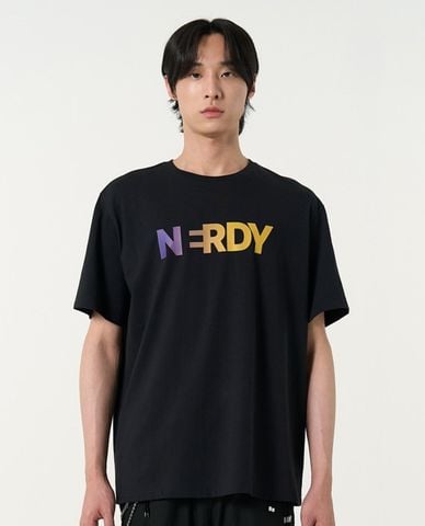  NERDY - Áo thun unisex cổ tròn tay ngắn Blank Gradient Logo 