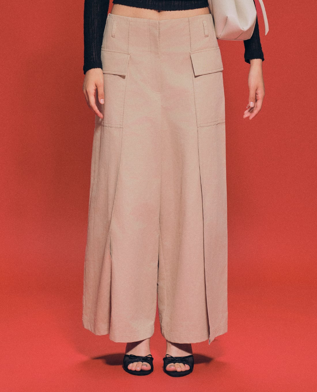 GIGI - Quần nữ ống rộng phom suông phối túi hộp