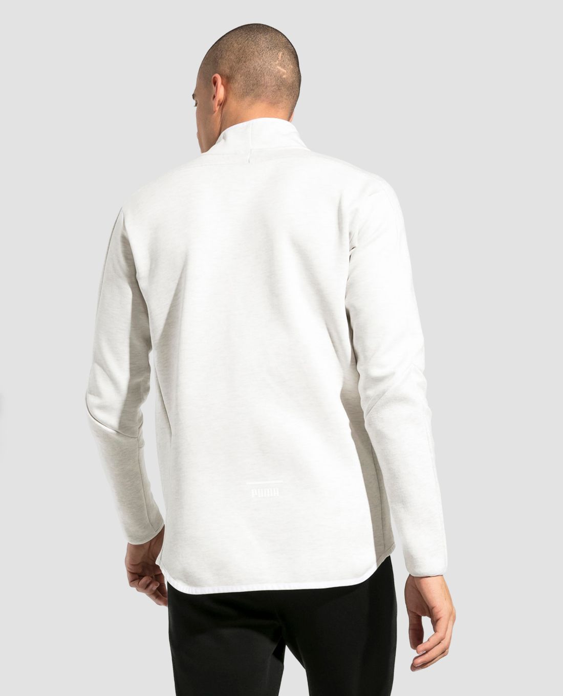 PUMA o sweatshirt nam logo in Pace Primary Savannah