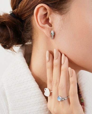  CECI - Khuyên tai nữ đính đá nổi bật 