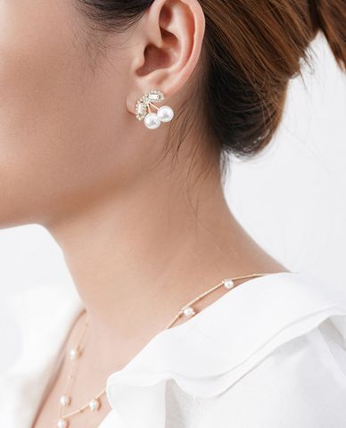  CECI - Khuyên tai nữ xỏ lỗ thiết kế đính đá phối ngọc trai sang trọng 