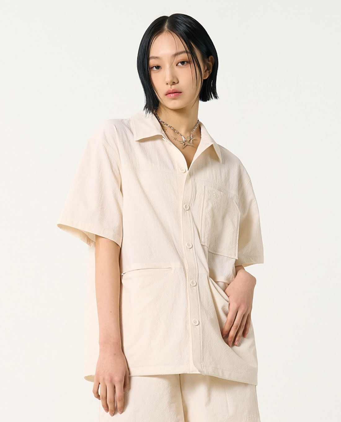 NERDY - Áo sơ mi unisex cổ bẻ tay ngắn Seersucker