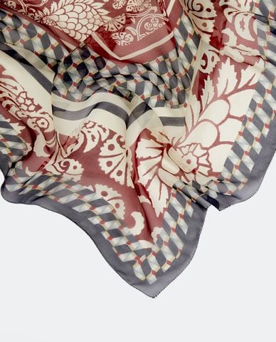  WEEKEND MAX MARA - Khăn choàng nữ in họa tiết thời trang 