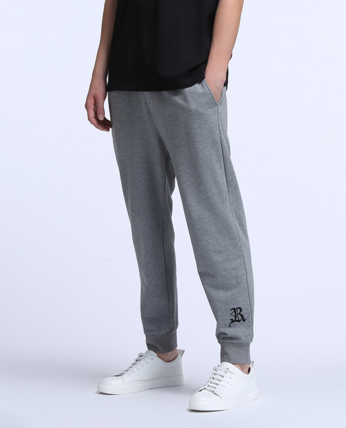 TRENDIANO - Quần Jogger nam lưng thun thêu chữ cách điệu