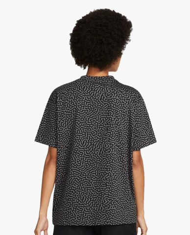  NIKE - Áo thun nữ cổ tròn tay ngắn 