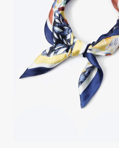  CECI - Khăn choàng nữ dáng dài in hoạ tiết trẻ trung 