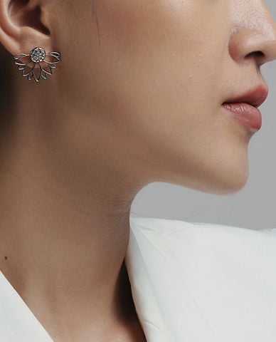  CECI - Khuyên tai nữ hình nửa bông hoa độc đáo 