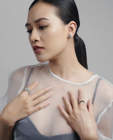  CECI - Khuyên tai nữ mặt tròn đính đá nổi bật 