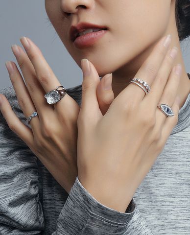  CECI - Nhẫn nữ dáng hở mặt đính đá sang trọng 