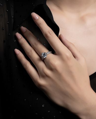  CECI - Nhẫn nữ đính đá sang trọng 