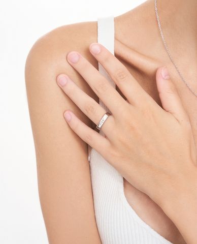  CECI - Nhẫn nữ mặt chữ nhật khắc chữ ký cá tính 