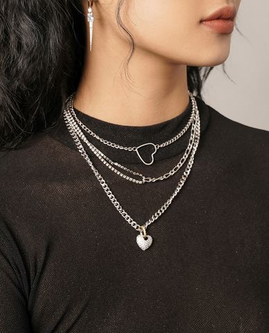  CECI - Vòng cổ nữ chuỗi xích mặt hình trái tim 