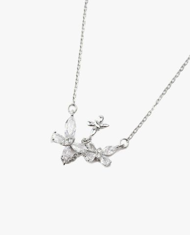  CECI - Vòng cổ nữ phối mặt bươm bướm đính đá sang trọng 