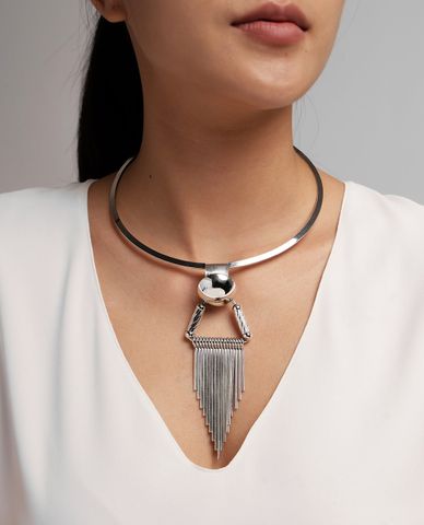  CECI - Vòng cổ nữ phối mặt tua rua thời trang 