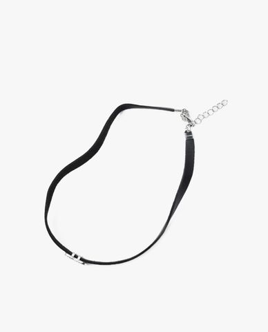  CECI - Vòng cổ nữ da bản vừa phối mặt chữ đính đá thời trang 