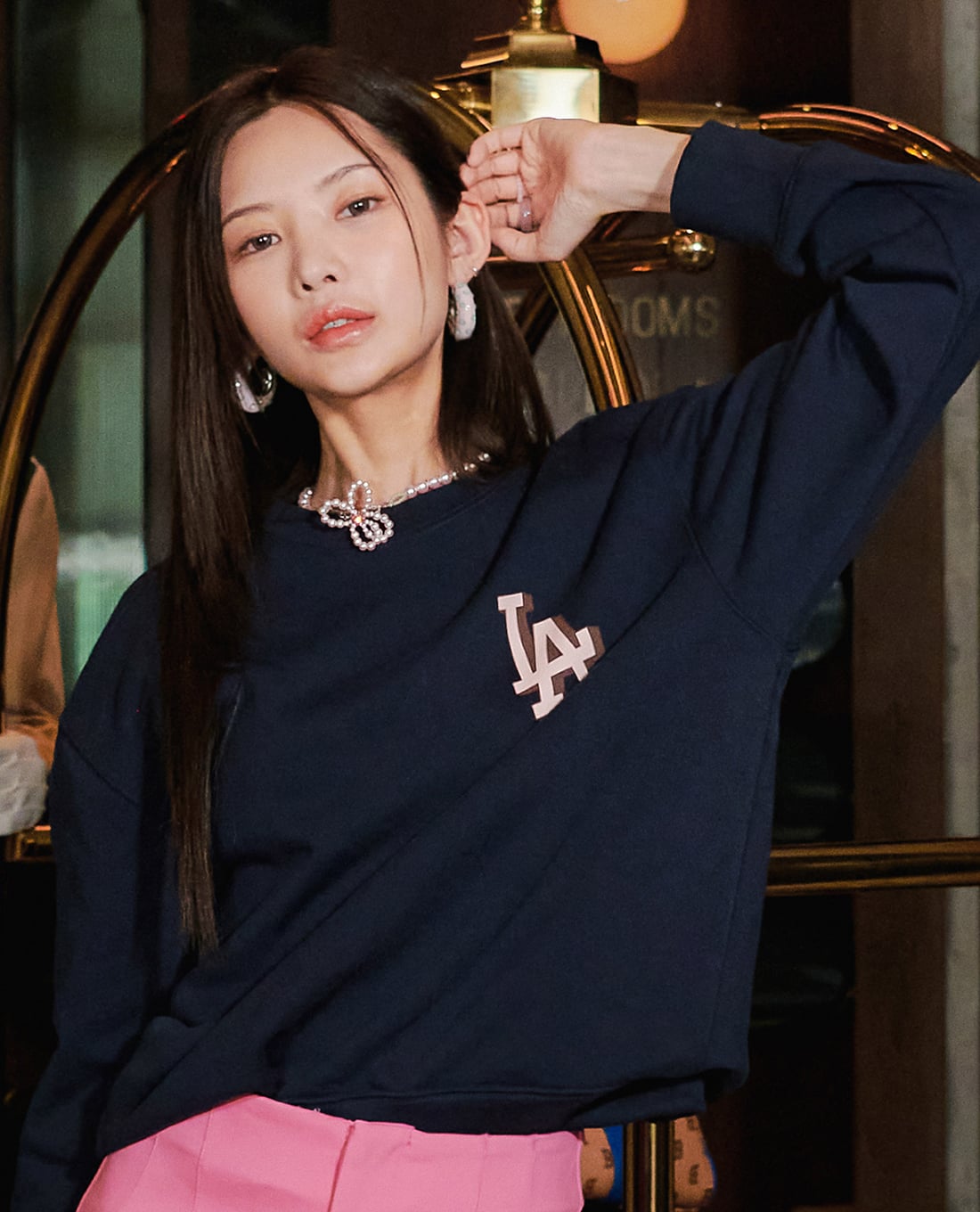 MLB - Áo sweatshirt unisex cổ tròn tay dài Monative Monogram Overfit