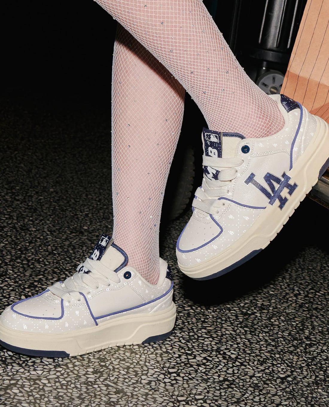 MLB - Giày sneakers unisex cổ thấp Chunky Liner Diamond Monogram