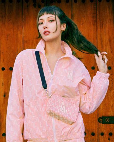  MLB - Túi đeo chéo chữ nhật Monogram Crayon Mini 