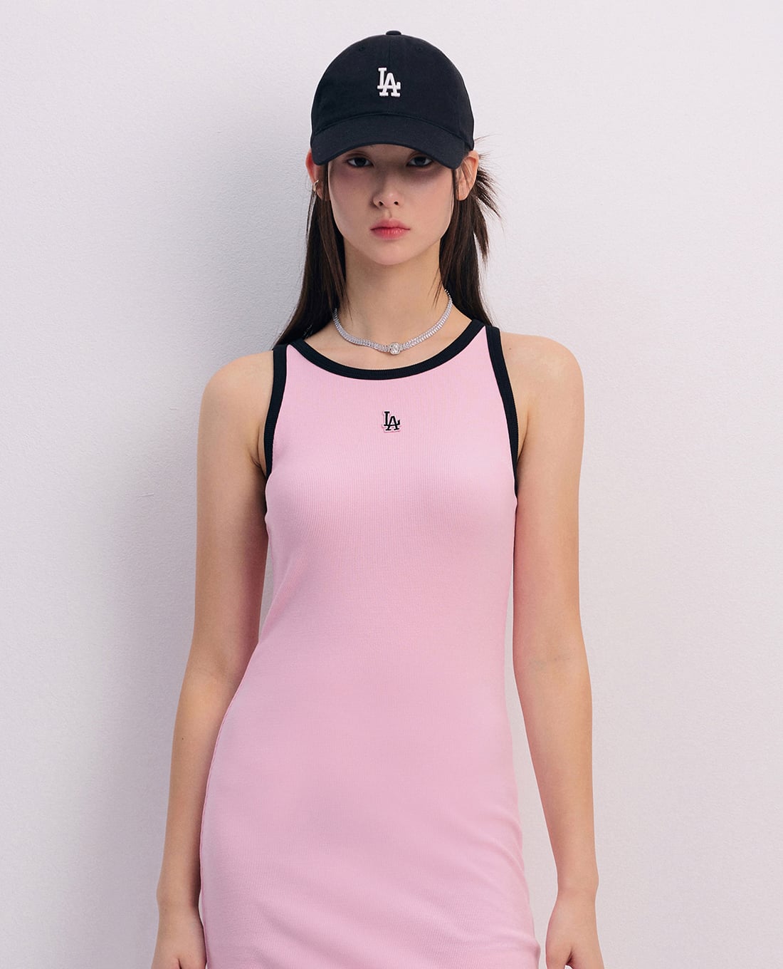 MLB - Đầm sát nách nữ cổ tròn mini Basic Small Logo Ribbed Ringer