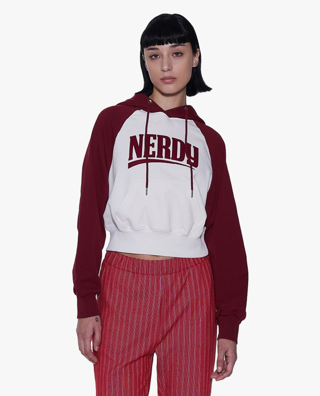 NERDY - Áo hoodie nữ phom croptop Raglan