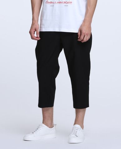  TRENDIANO - Quần baggy nam dáng lửng màu đen 