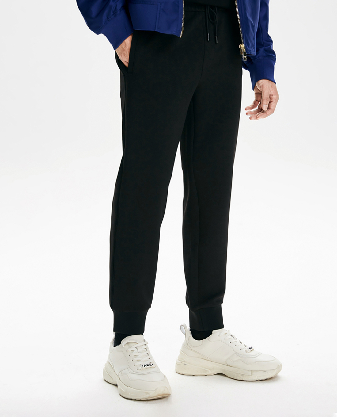 TRENDIANO - Quần jogger nam lưng thun dây rút Elastic Slim Fit Feet