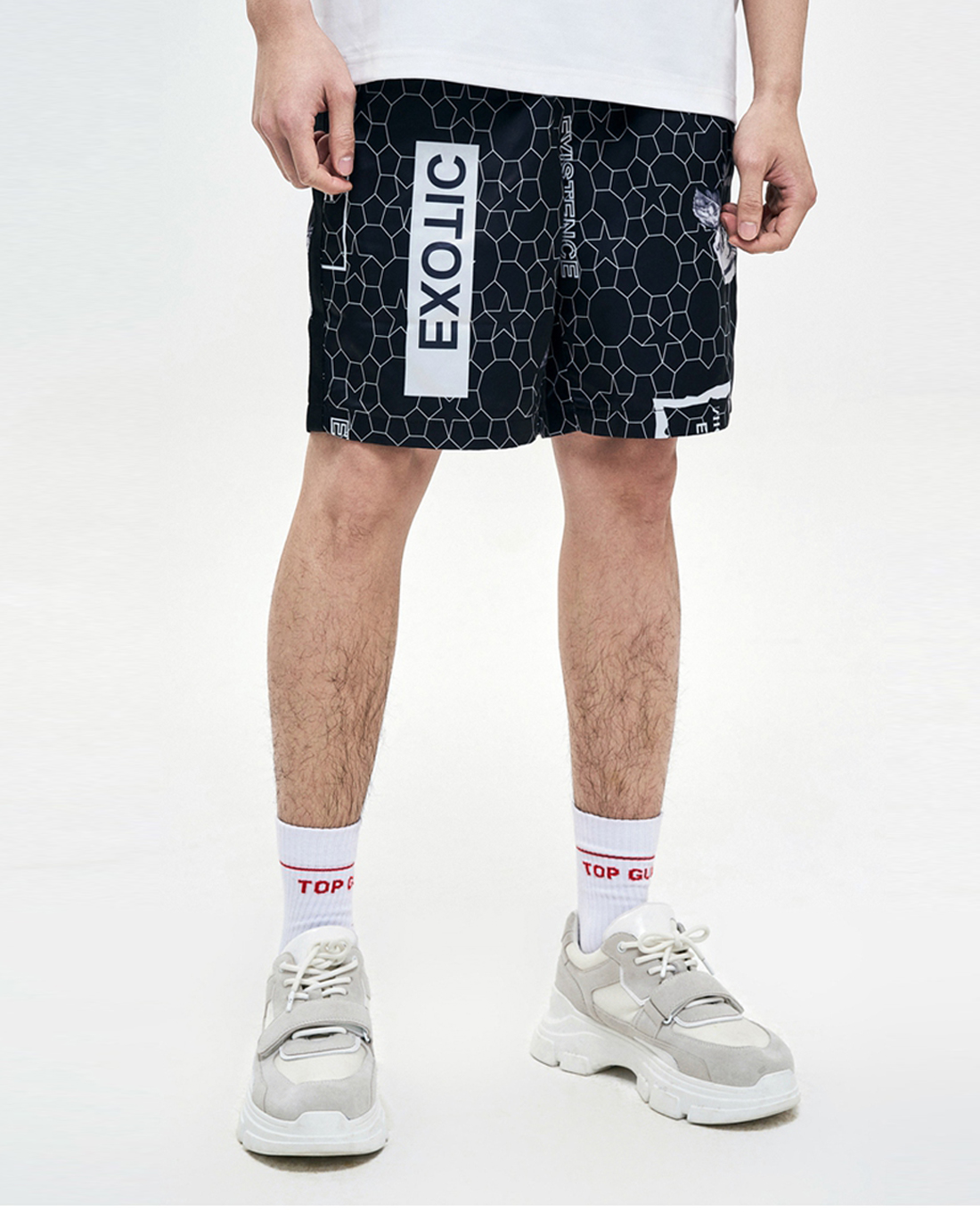 Quần shorts nam họa tiết hình học Geometric