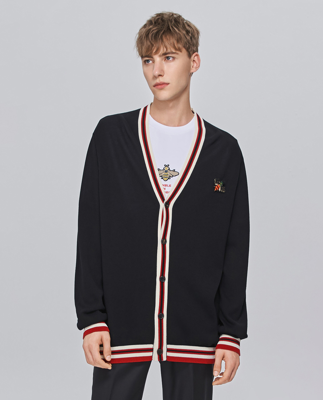 Áo khoác nam cardigan tay dài cổ chữ V