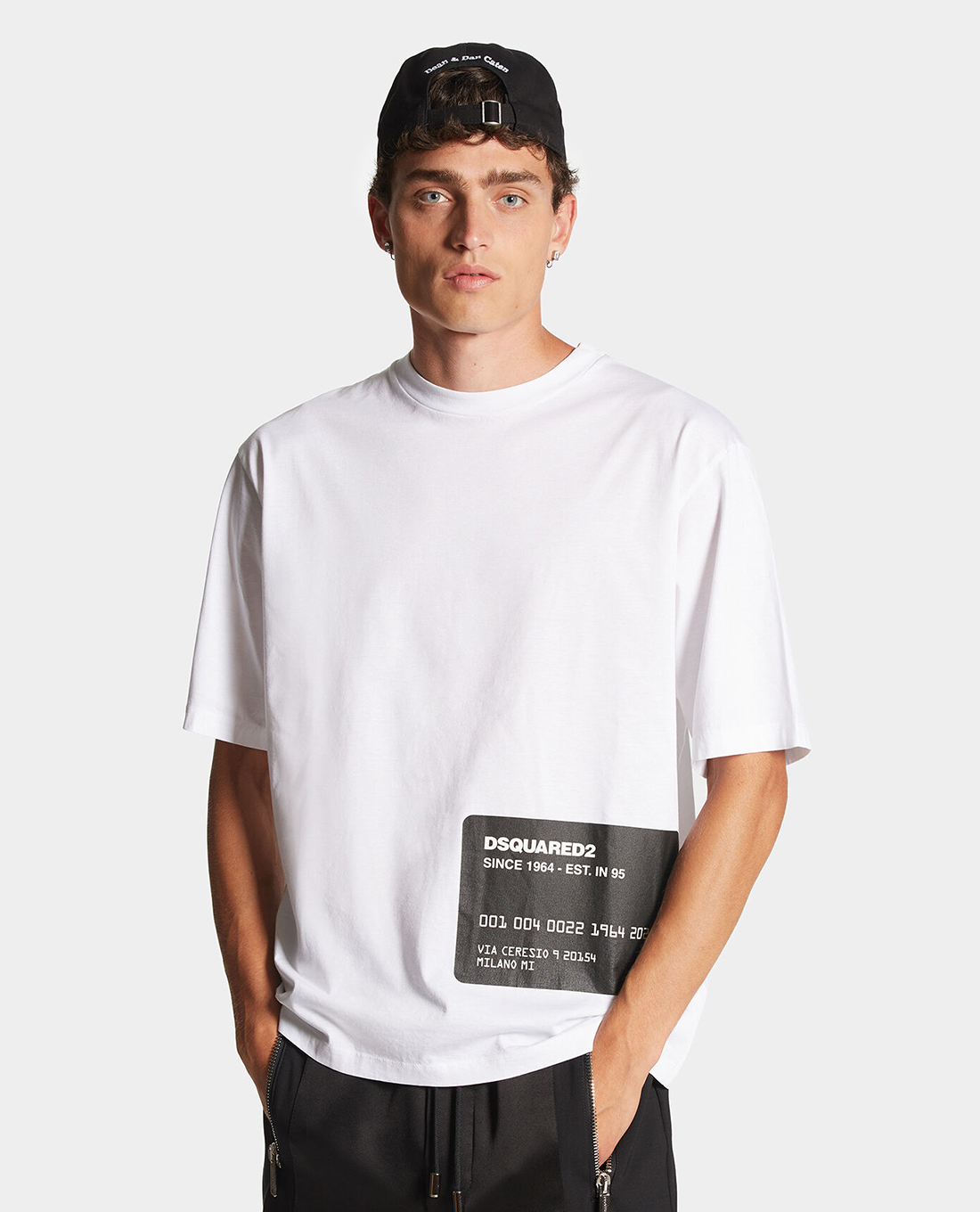 DSQUARED2 - Áo thun nam cổ tròn tay ngắn phối logo cách điệu cá tính