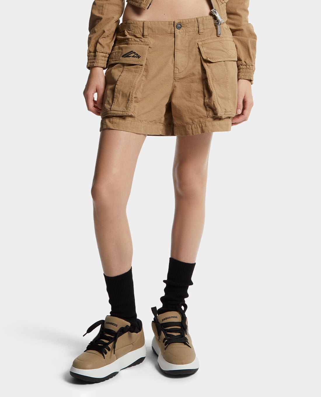 DSQUARED2 - Quần short nữ ống rộng phối túi hộp năng động