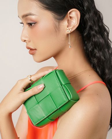  CECI - Túi đeo chéo nữ nắp gập thiết kế đan ô vuông 