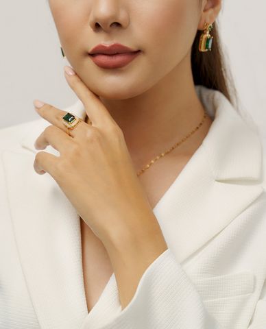  CECI - Nhẫn nữ mặt vuông đính đá sang trọng 