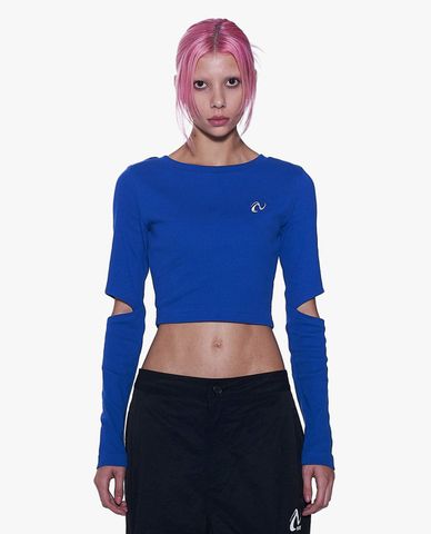  NERDY - Áo croptop nữ cổ tròn tay dài Cut Out 