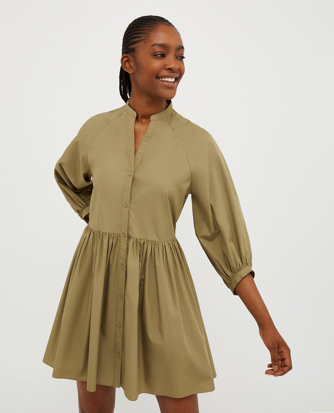 MAX&Co. - Đầm xếp li mini cổ tròn tay dài phối nút Ottano