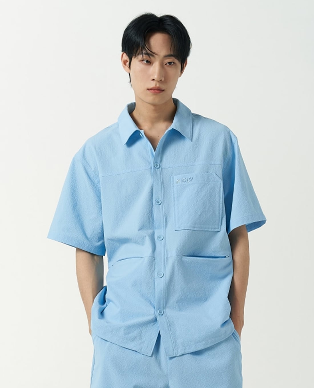 NERDY - Áo sơ mi unisex cổ bẻ tay ngắn Seersucker