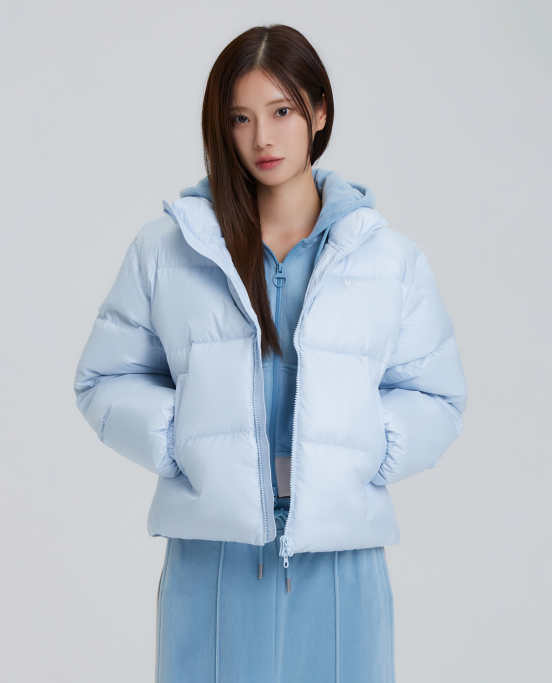 NERDY - Áo khoác phao nữ tay dài Essential Glossy