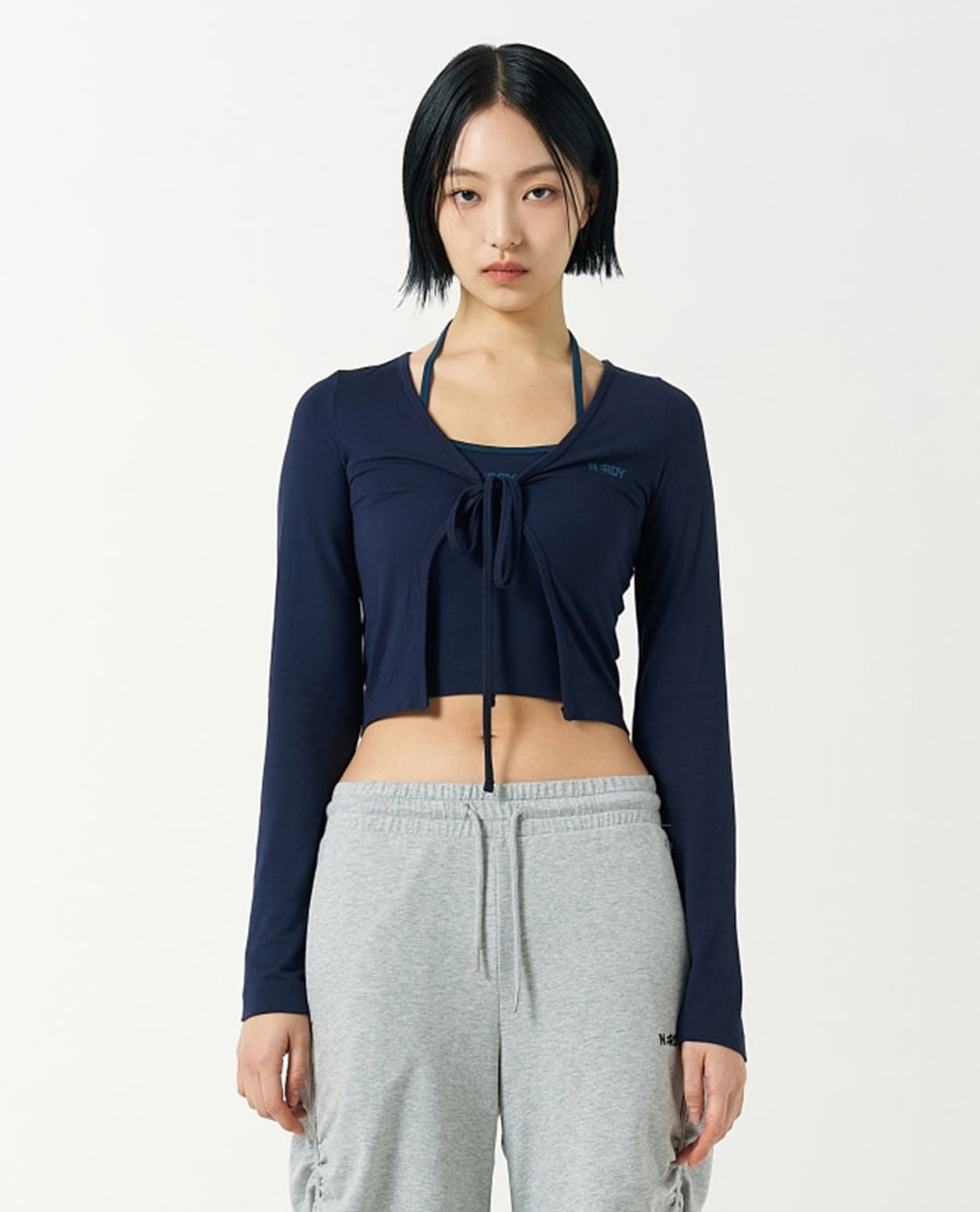 NERDY - Áo croptop nữ tay dài Two Piece