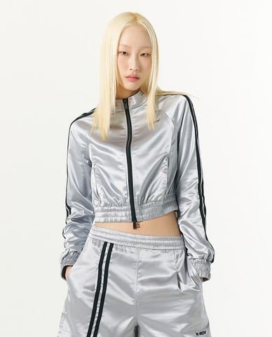  NERDY - Áo khoác thể thao nữ phom croptop Glossy Track 