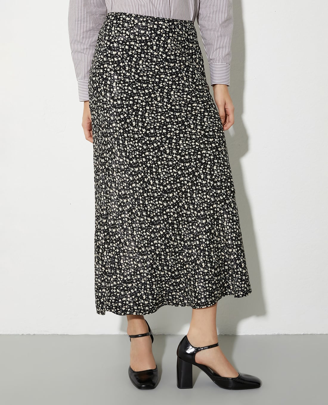 MAX&Co. - Chân váy phom suông midi Trust