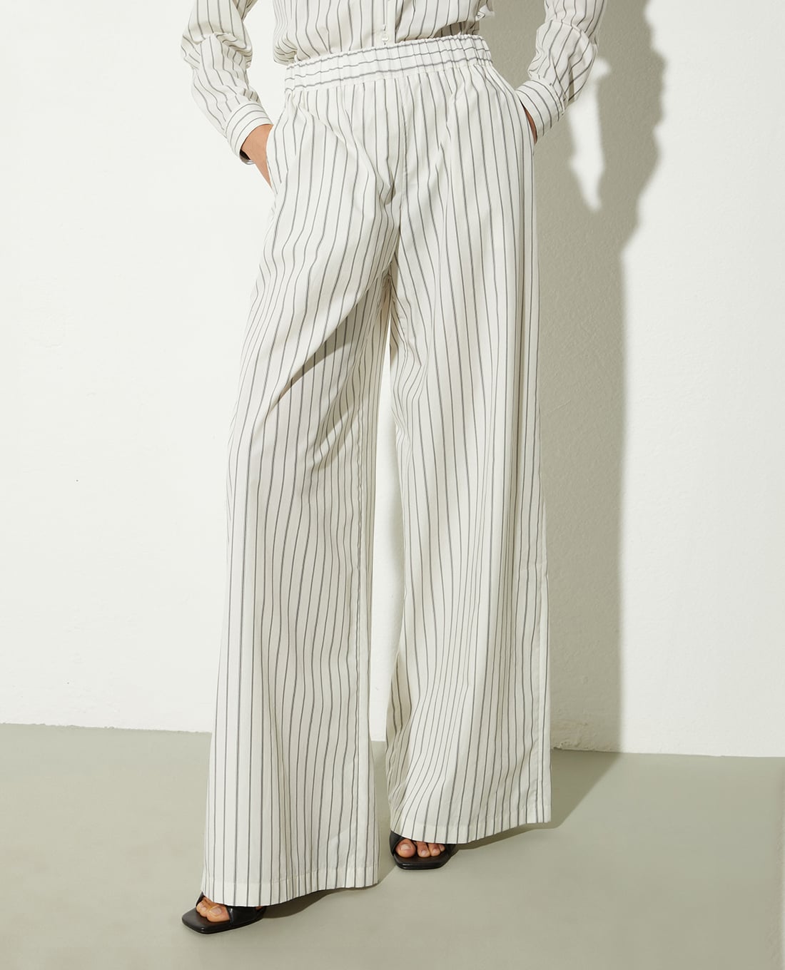 MAX&Co. - Quần nữ ống rộng lưng thun Gitane