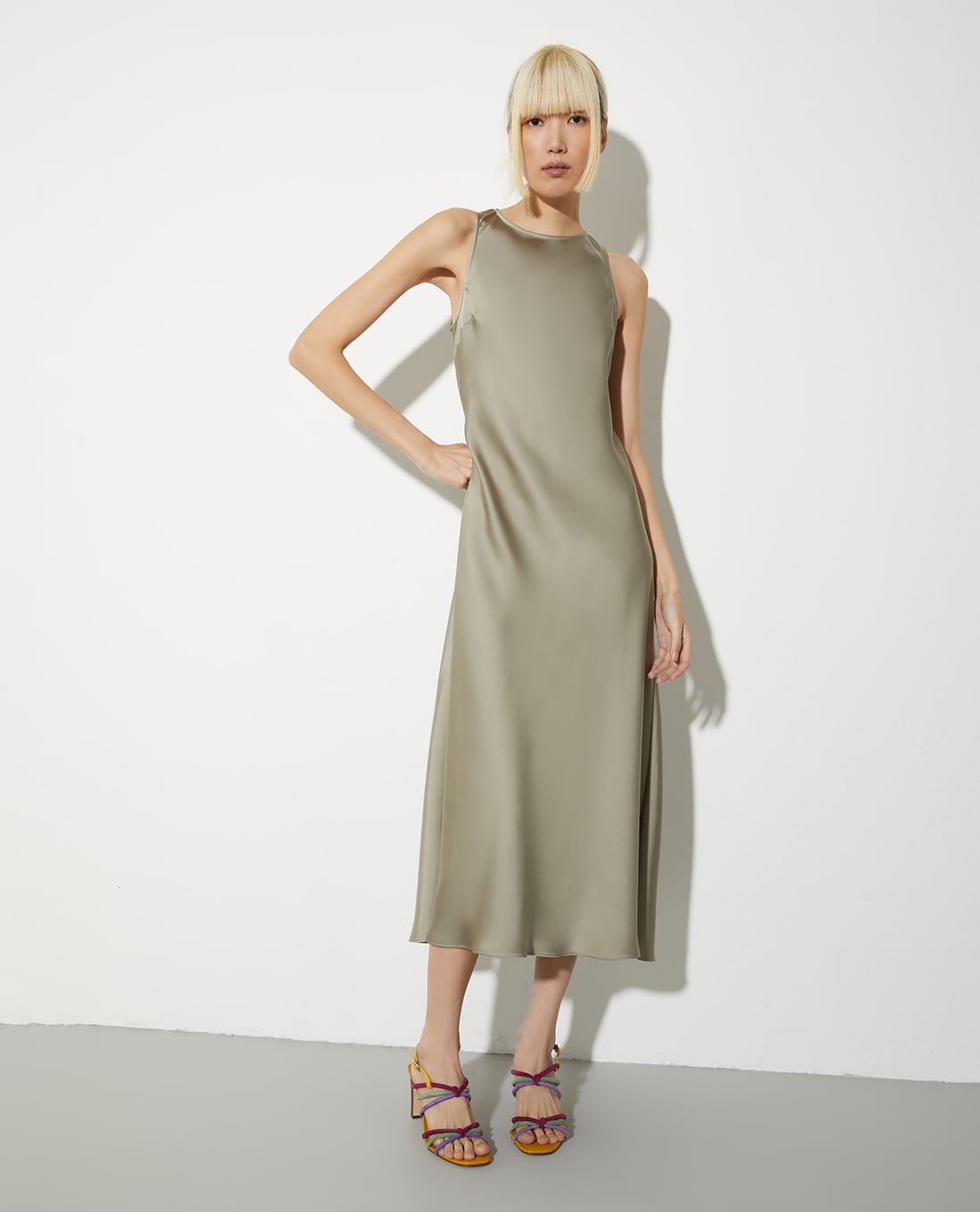 MAX&Co. - Đầm sát nách midi cổ tròn Kaiser