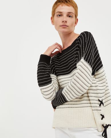  MAX&Co. - Áo sweater cổ thuyền tay dài phối sọc kết hợp nơ Baia 