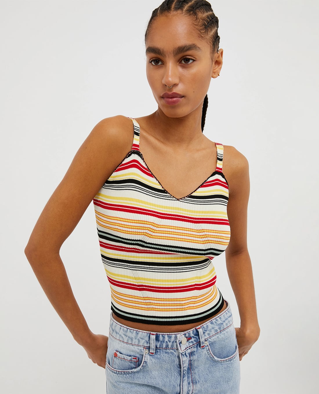 MAX&Co - Áo hai dây croptop dệt kim cổ V phối sọc màu Aragona