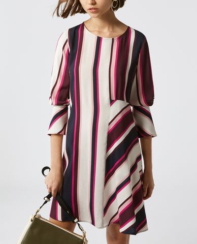  MAX&Co. - Đầm mini phom suông tay lở Camera 