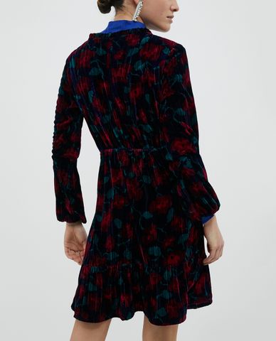  MAX&Co.- Đầm mini cổ thuyền tay dài 3D Velvet 