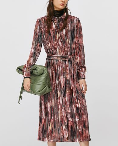  MAX&Co. - Đầm midi cổ bẻ tay dài 3D Velvet Jersey 